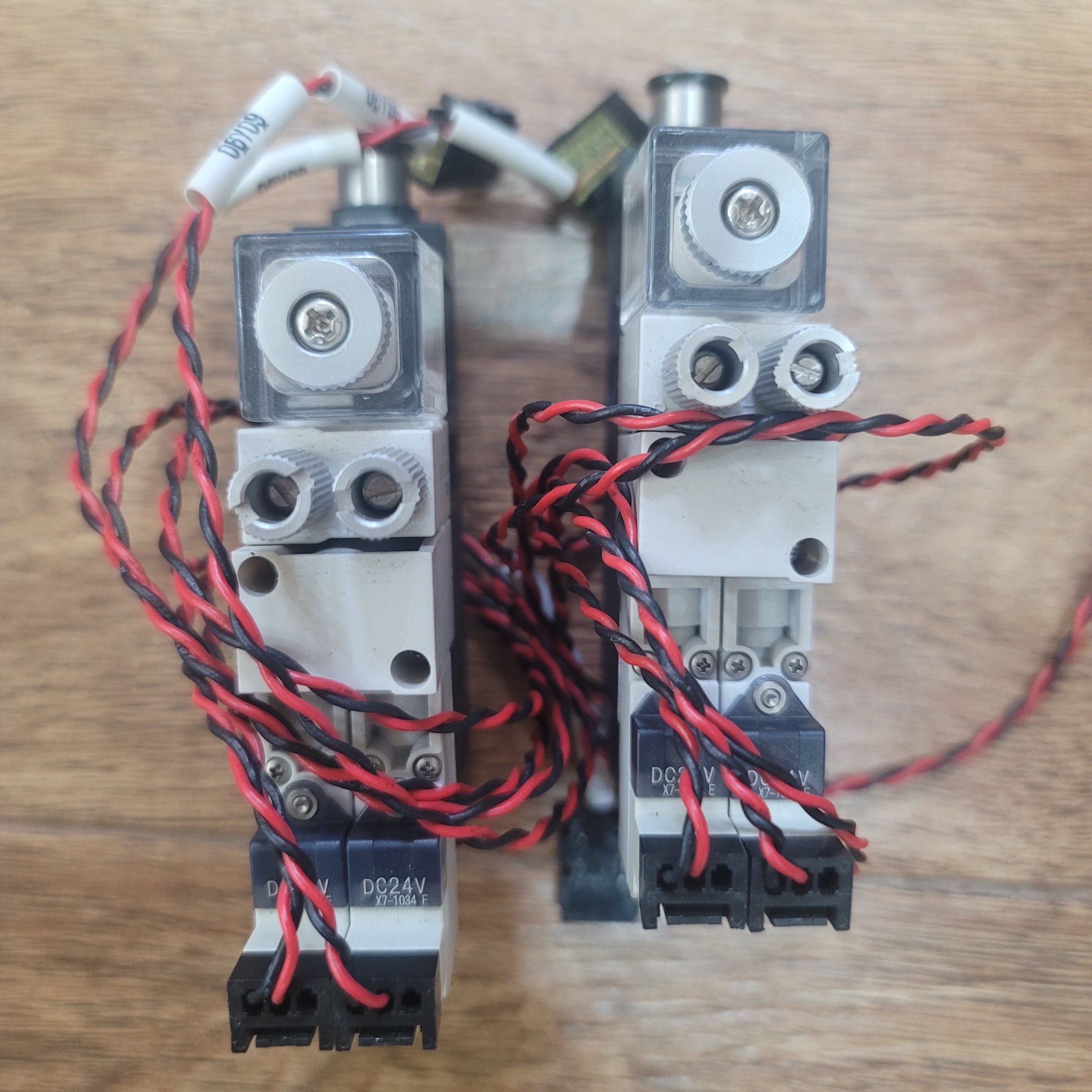 VJH10A-0606S-D24L 2.jpg